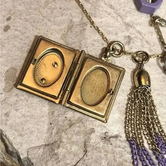 Juicy Couture Necklace - Picture 3 of 3